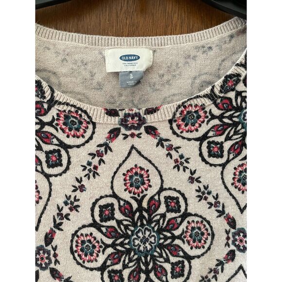 Boho Patterned Sweater - Picture 3 of 4